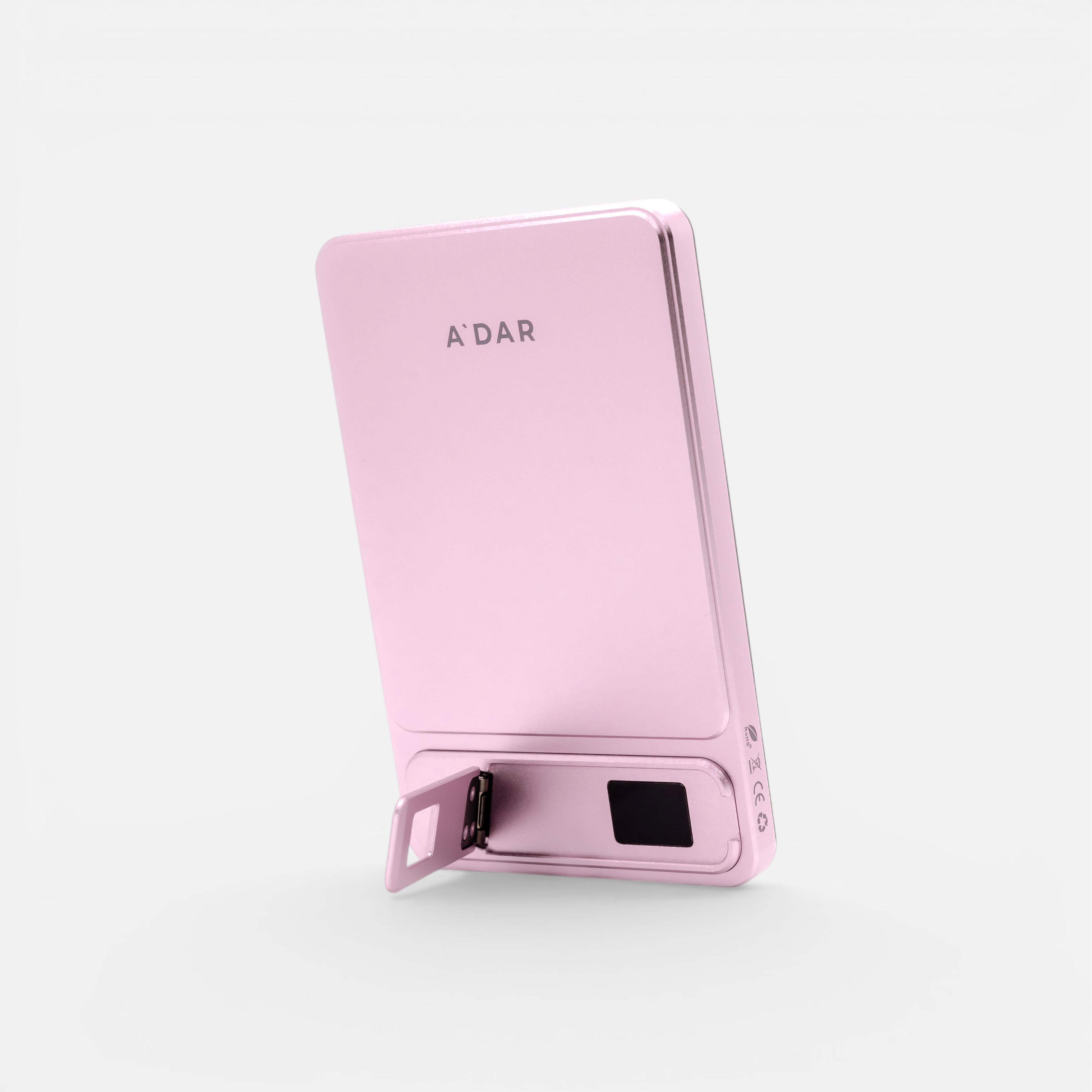AdarCharge - magnetische Powerbank mit Überhitzungsschutz