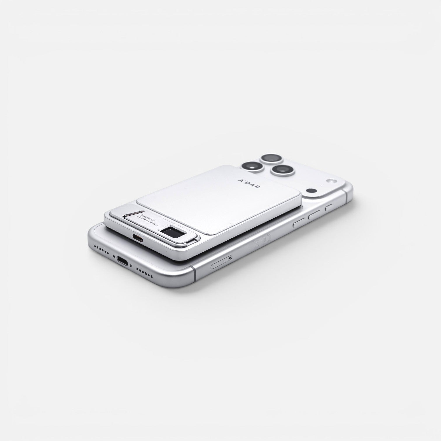 AdarCharge - magnetische Powerbank mit Überhitzungsschutz
