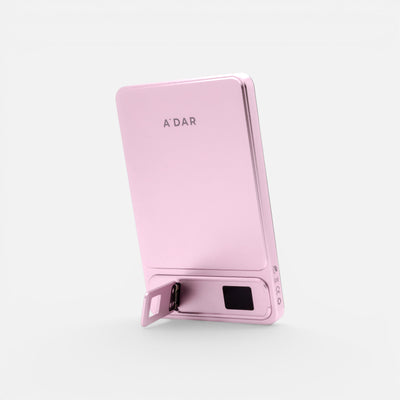 AdarCharge - magnetische Powerbank mit Überhitzungsschutz