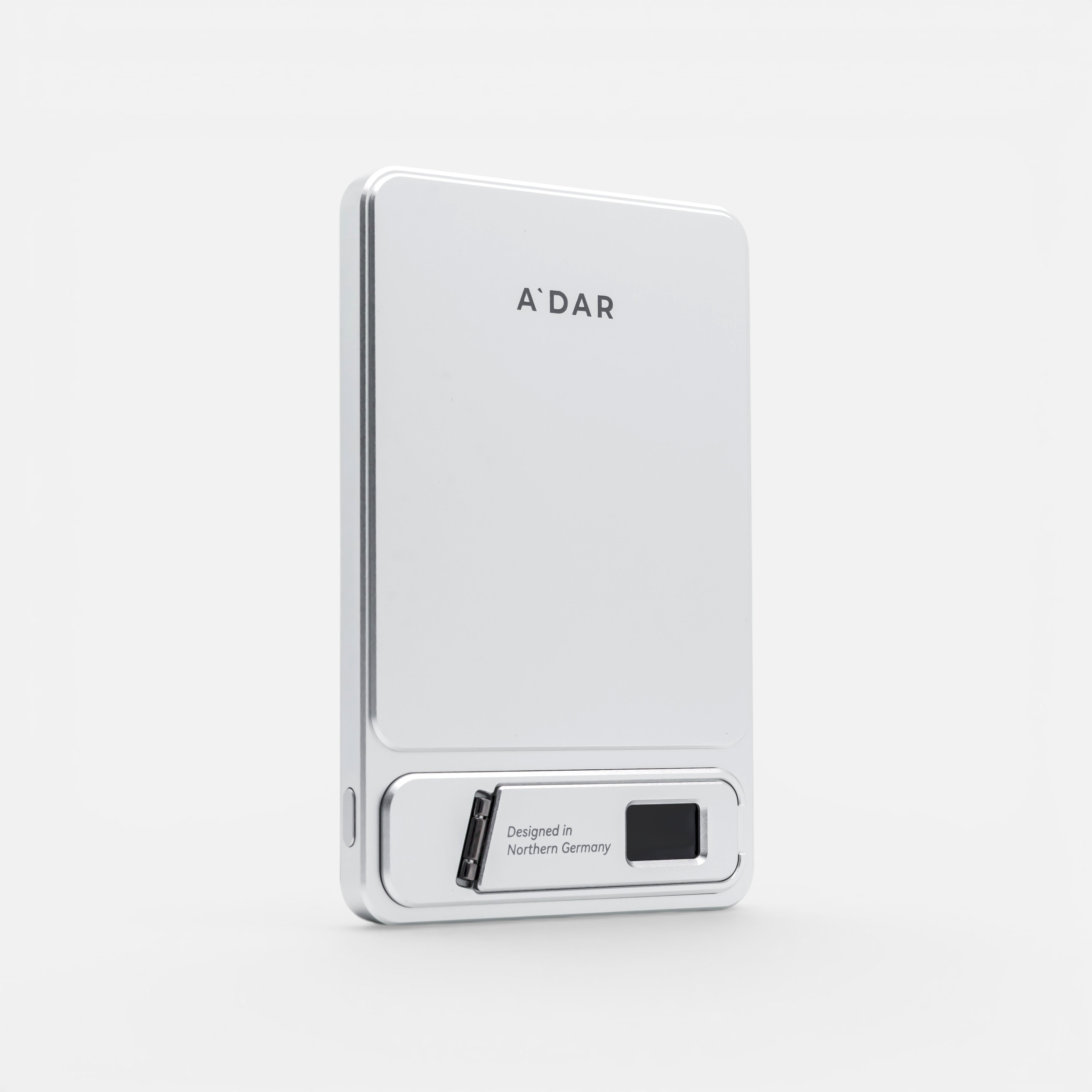 AdarCharge - magnetische Powerbank mit Überhitzungsschutz